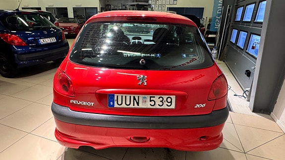 Peugeot 206 14 of 15