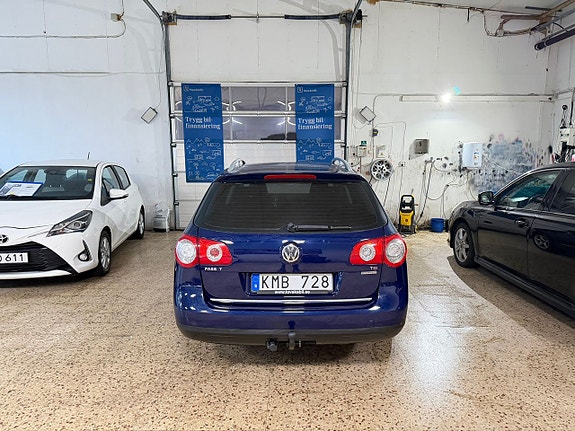 Volkswagen Passat 10 of 10