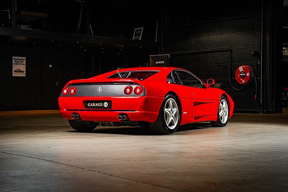 Ferrari 355 6 of 30