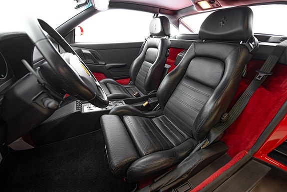 Ferrari 355 14 of 30