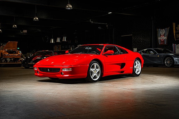 Ferrari 355