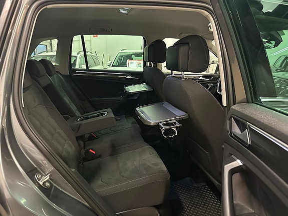 Volkswagen Tiguan 10 of 25