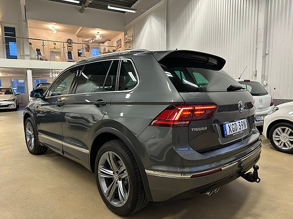Volkswagen Tiguan 5 of 5