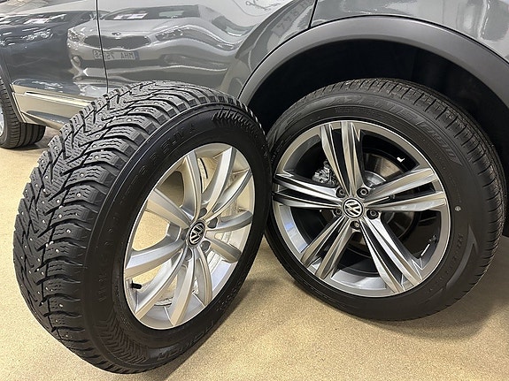 Volkswagen Tiguan 23 of 25