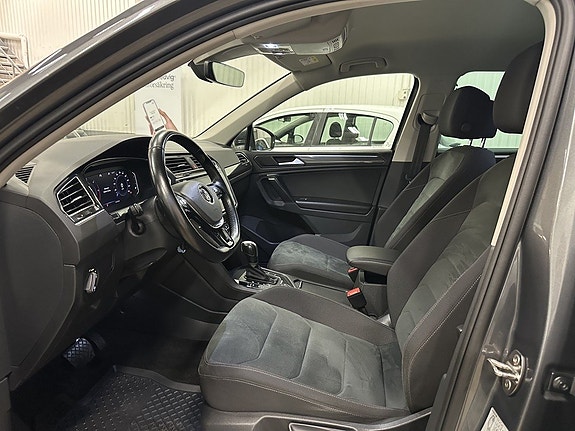 Volkswagen Tiguan 21 of 25