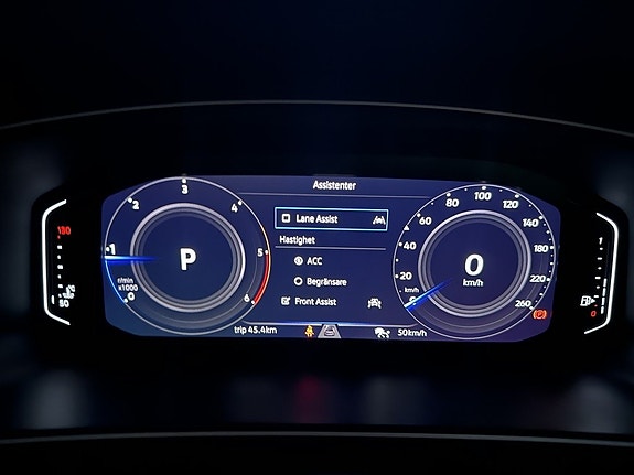 Volkswagen Tiguan 13 of 25