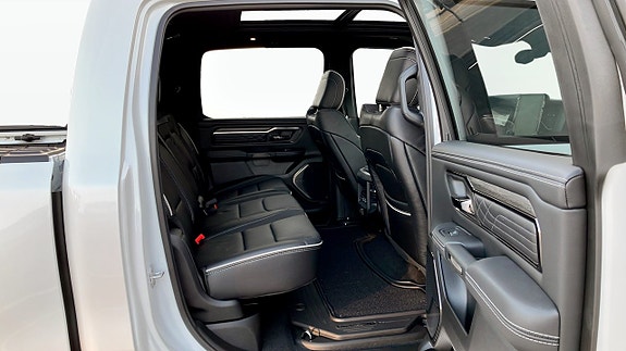RAM 1500 5 of 19