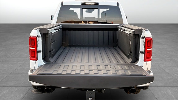RAM 1500 10 of 19