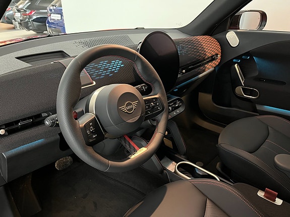 MINI John Cooper Works 7 of 14