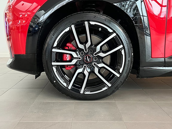 MINI John Cooper Works 4 of 5