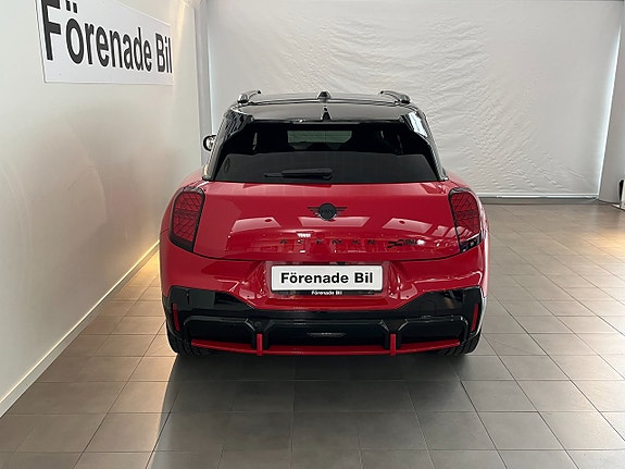 MINI John Cooper Works 12 of 14