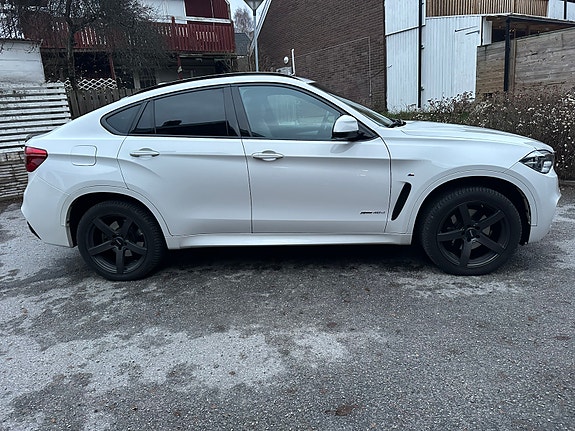 BMW X6 3 of 11