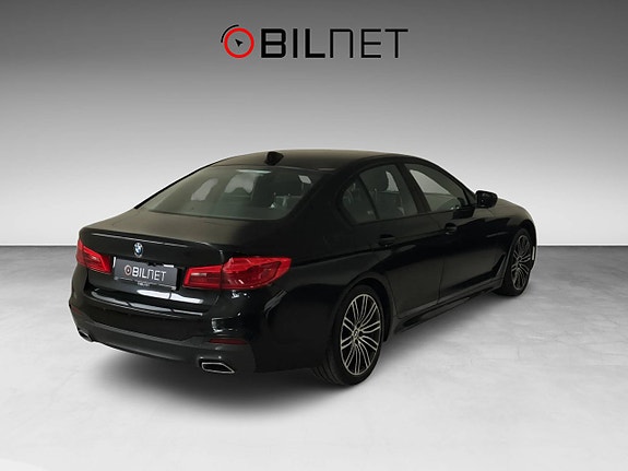 BMW 520d 2 of 5