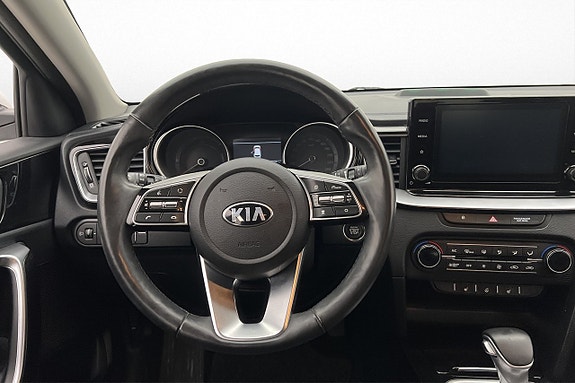 Kia Ceed 10 of 23