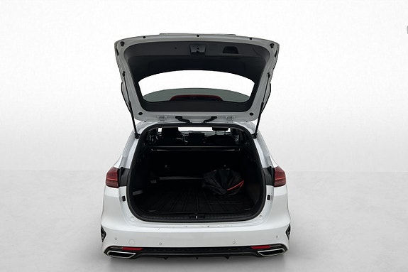 Kia Ceed 20 of 23