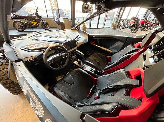 Can-Am Maverick R 999T X RS DCT SAS 5 of 7