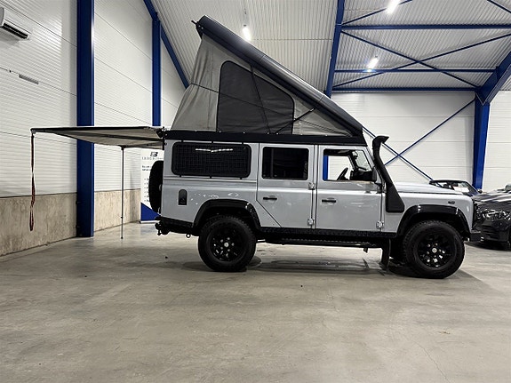 Land Rover Defender 110 3 of 5