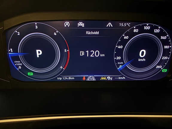 Volkswagen Tiguan 7 of 12