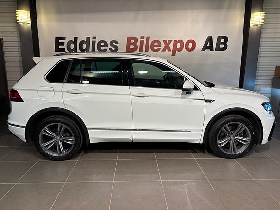 Volkswagen Tiguan 3 of 12
