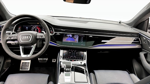 Audi RS Q8 11 of 14