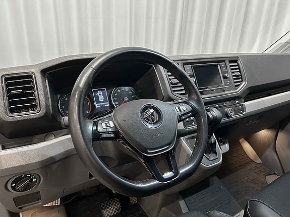 Volkswagen Crafter 7 of 12