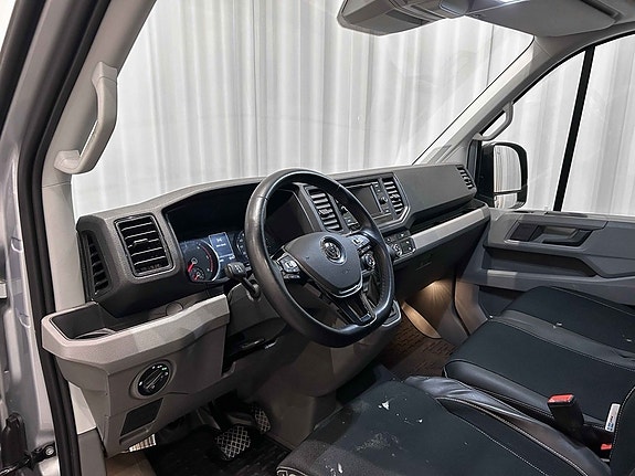 Volkswagen Crafter 6 of 12