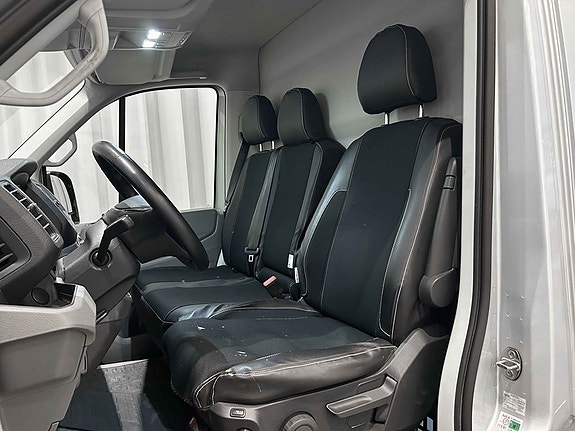 Volkswagen Crafter 5 of 5