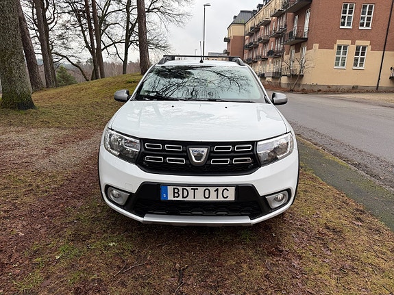 Dacia Logan 3 of 5