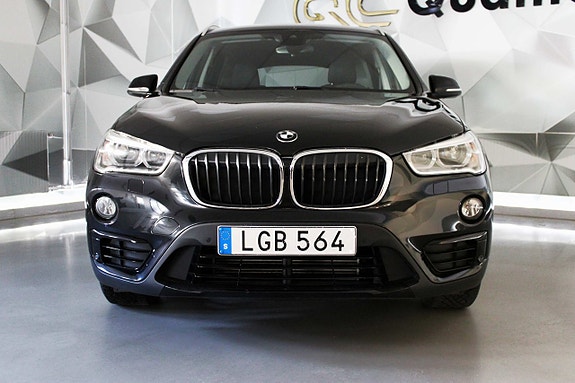 BMW X1 9 of 27