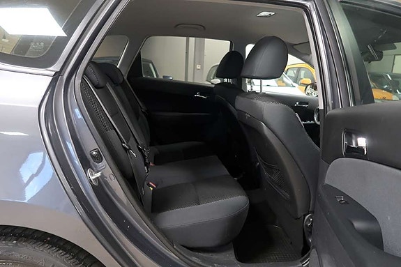 Hyundai i30 8 of 11