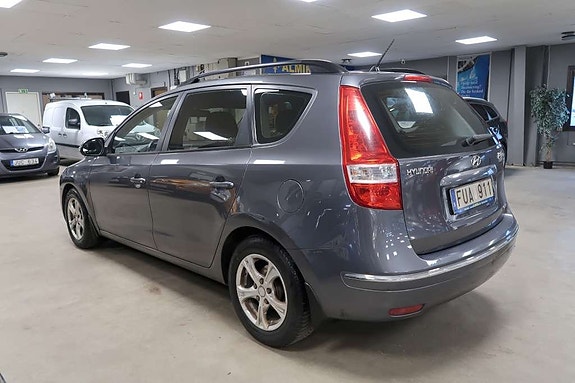 Hyundai i30 4 of 11