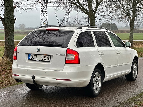 Skoda Octavia 6 of 18