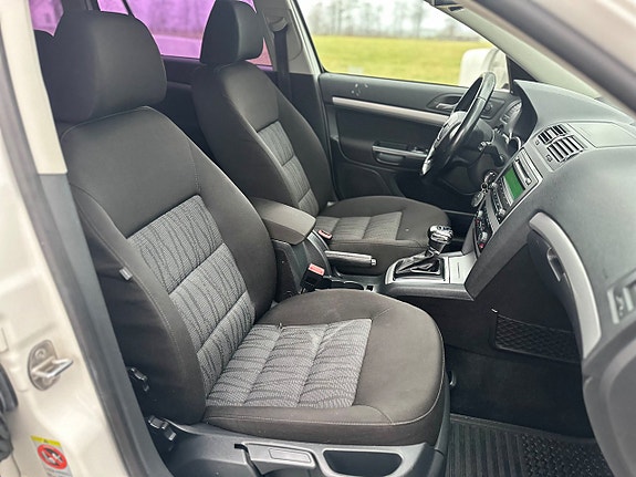 Skoda Octavia 11 of 18