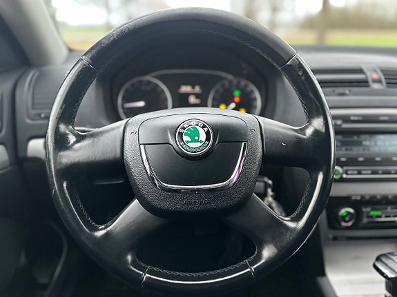 Skoda Octavia 15 of 18