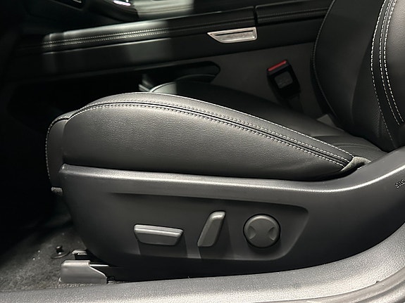 Mazda 6e 15 of 16