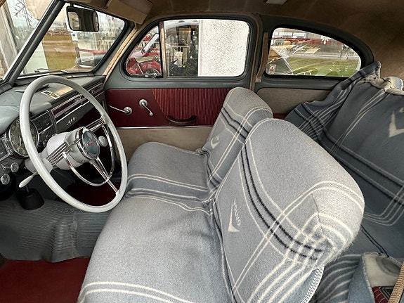 Volvo PV 9 of 15