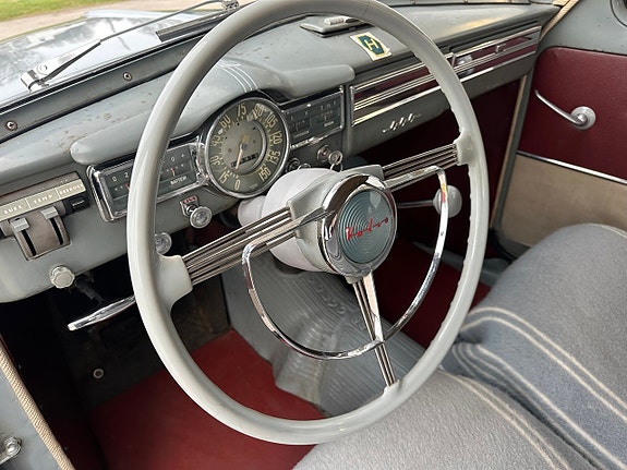 Volvo PV 7 of 15