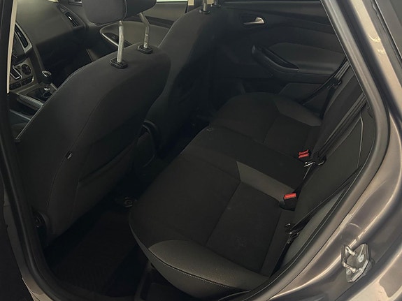 Ford Focus 15 of 18