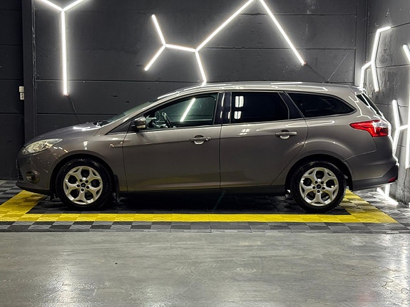 Ford Focus 4 of 19