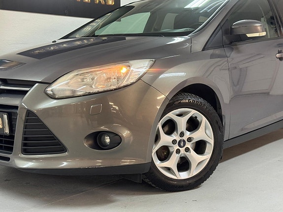 Ford Focus 3 of 18