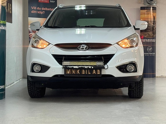 Hyundai ix35 2 of 18