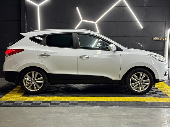 Hyundai ix35 8 of 21