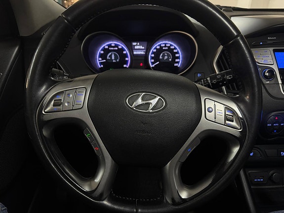Hyundai ix35 12 of 18
