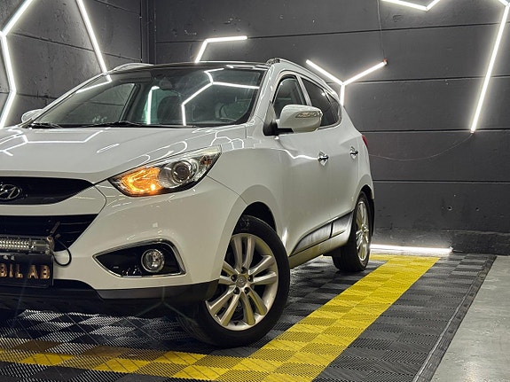 Hyundai ix35 2 of 21