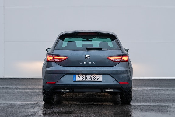 Seat Leon 2 of 14