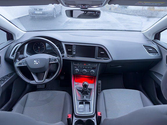 Seat Leon 9 of 14
