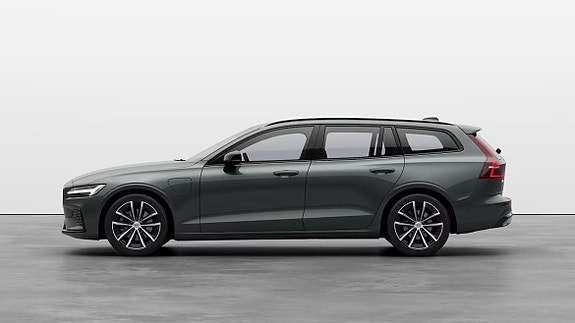 Volvo V60 2 of 7
