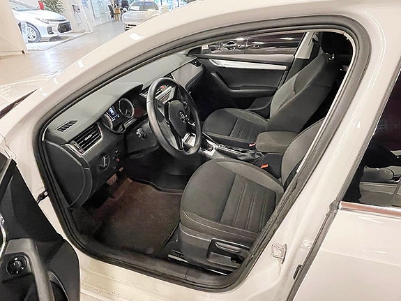 Skoda Octavia 4 of 5