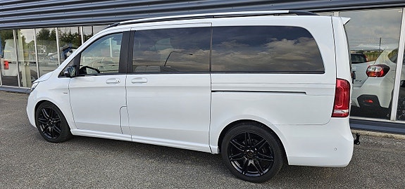 Mercedes-Benz V-Klass 3 of 5