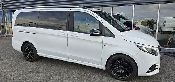 Mercedes-Benz V-Klass 4 of 5